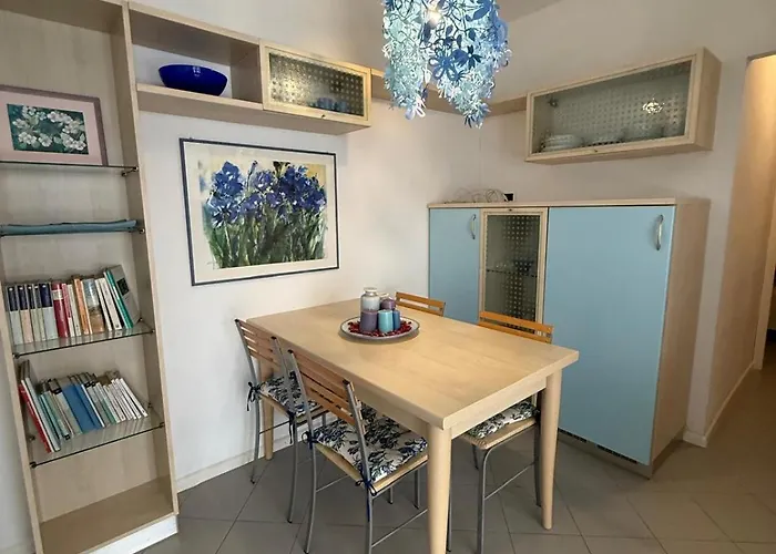 Apartment Gracious Located In The Heart Of Lignano
